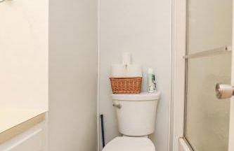 Spacious Home with Waterfront View-Welcome Pets - Foto 7