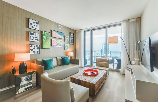 Fantastic 2BR Condo at Hollywood - Photo 19