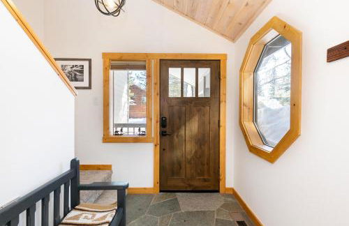 Kokanee at Tahoe Donner - Charming 3 BR - Pool Table - Fireplace - Amenity Access! - Foto 16