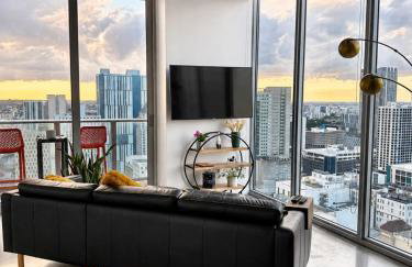 Luxury Loft 270 views, Rooftop Pool, Parking - Foto 2