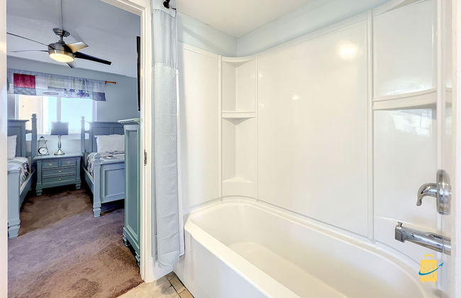 Beachfront Oceania Beach Club Complex - Foto 46