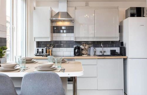 2 Bed City Centre Flat Sleeps 6 - Foto 15