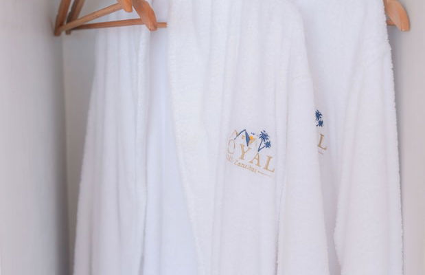 Royal Cliff Zanzibar - Photo 30