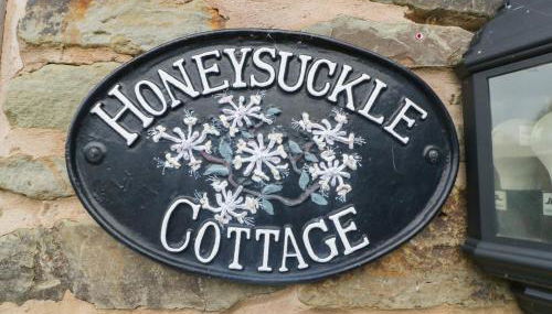 Honeysuckle Cottage - Photo 2