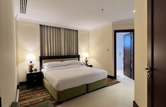 City Seasons Suites - Photo 23