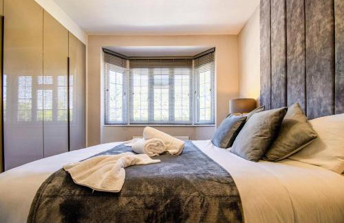 Luxury 3 Bed Apartment, Train Station - Foto 17