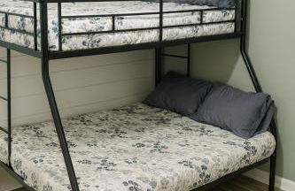 Cozy Country Cottage - Photo 6