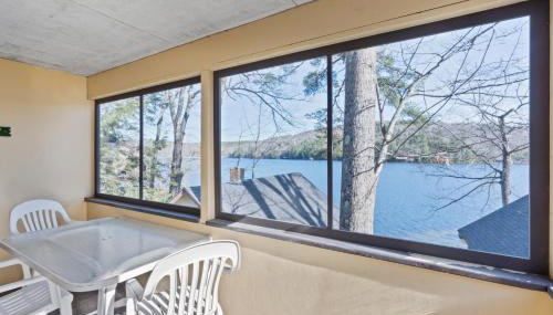 Waterfront 2 bedroom on Squam (unit 12) - Foto 3