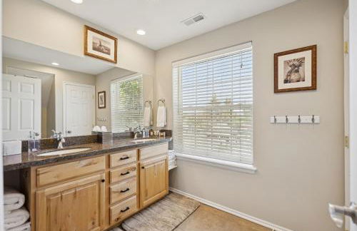 Creekside cutie 3br 2.5ba near skiing sleeps 8 - Foto 21