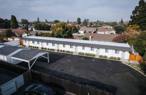 Brand New Apt w Parking Blocks from Downtown- F - Foto 32