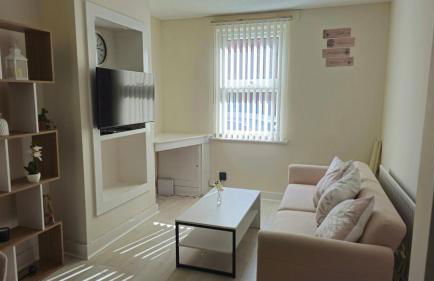 2 Bed Cottage Retreat Windsor, Slough and Legoland - Foto 2