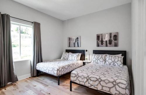 Near Honky Tonks - Rooftop Hot Tub - Skyline Views - Foto 16