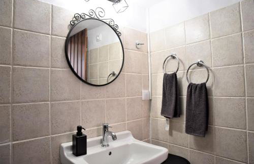 Lale's House - Photo 7