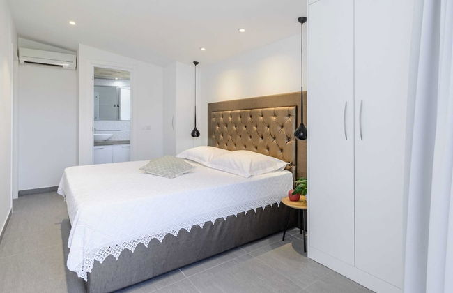 Villa Stone Pearl - Two Bedroom Holiday House With Pool - Foto 8