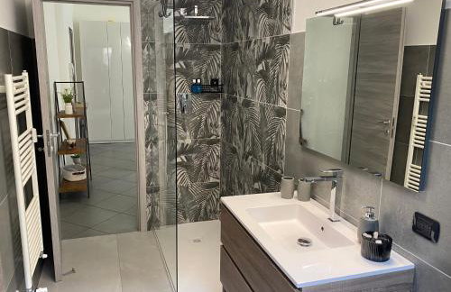 MM HOUSE Lainate modern design near Rho Fiera - Foto 20