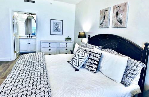 Barefoot Bliss - beachfront condo - sleeps 12 - Foto 35