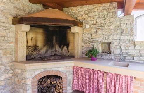 Three-Bedroom Holiday Home In Regulici - Photo 17