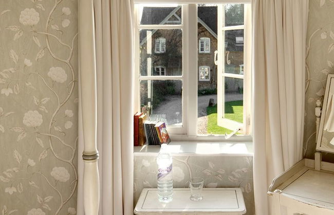 Goodwood Cottage - Photo 8