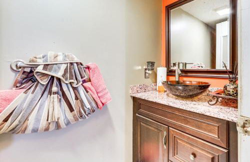 3 Mi to Dtwn New Haven Colorful Condo with Yard! - Foto 10