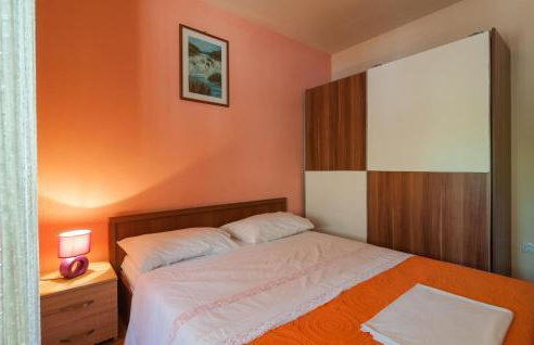 Four-Bedroom Holiday Home Kucice With A Fireplace 09 - Photo 27