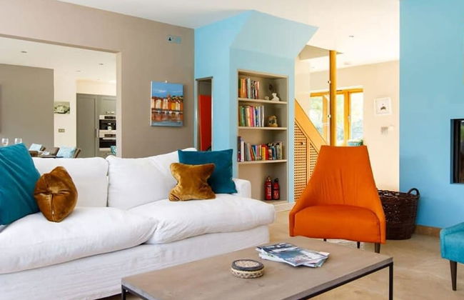 Secluded Barn Style Home With hot tub - Sleeps 12 - Foto 2