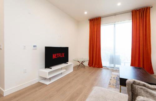 Stylish Apartments in Glendale with Free Parking - Foto 10