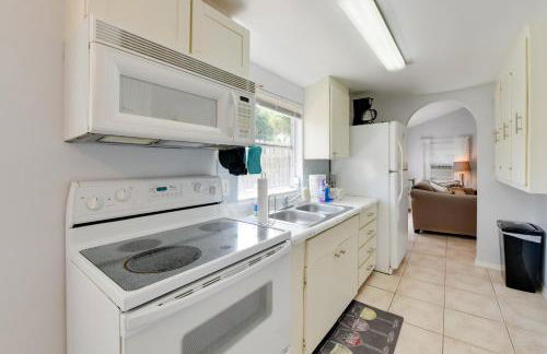 Less Than 1 Mi to Beach Peaceful Escape in Nokomis - Foto 5