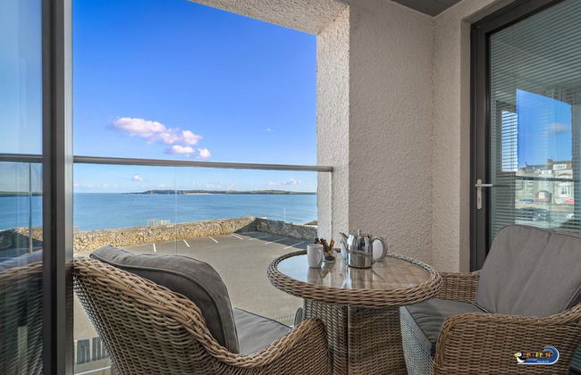 Apartment 8 Waterstone House - Luxury Apartment, Sea Views, Pet Friendly - Photo 11