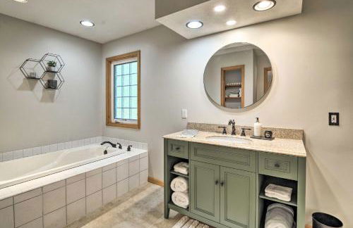 Upscale Family Cottage Less Than 1 Mi to Higgins Lake - Foto 16