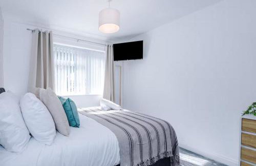 Comfortable & Spacious 3BR House near Coop Live Arena & Etihad Stadium with free Parking - New Management Since Jan '26 - Foto 5