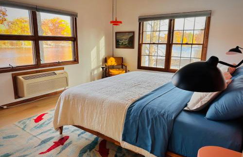 Ozran Cottage - a mid-century Lakefront getaway - Foto 20