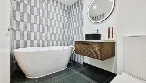 Edinburgh City Centre Oasis - Photo 2