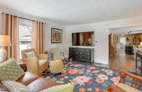 City Girl Farmhouse in Hudsonville with Hot Tub - Foto 6