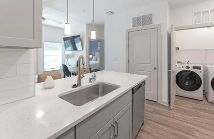 Landing Chic 1BD Gym Pool - Foto 10