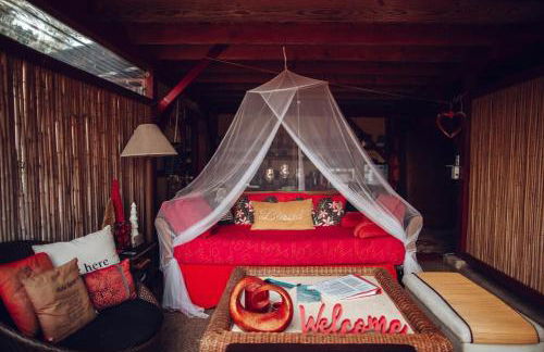 THE MAGICAL LAVA TEMPLE with EPIC Volcano Views! - Foto 25