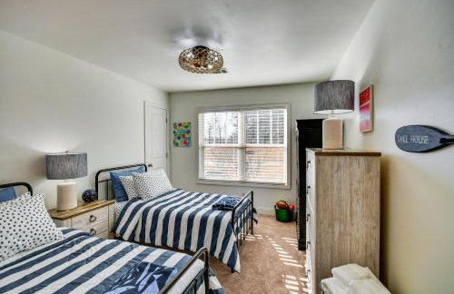 Lakefront Jacksons Gap Retreat with Grill and Dock! - Foto 22