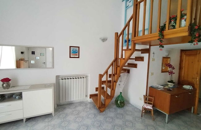 Ischia Ponte Romantic Apartment in the Historical Center and Near the sea - Photo 14