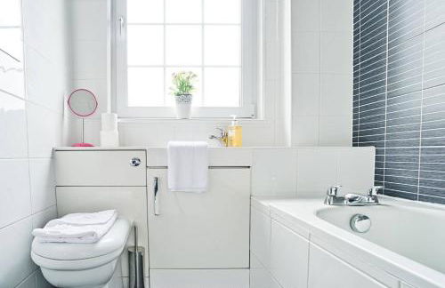 JOIVY Bright Royal Mile Apartment - Photo 30