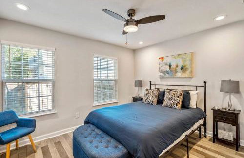 Winter Retreat 3b 3ba Huge backyard Mins from Downtown - Foto 22