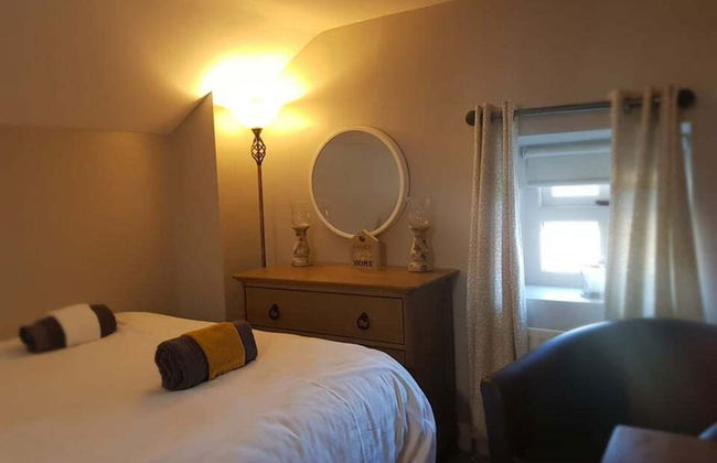 Magical 3-bed Stone Built Cottage - Sleeps 6 - Foto 9