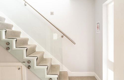 5 Bed House - Pool - Hot Tub - Sauna - Pool Table - Near New Forest and Beach - Sleeps 12 - Photo 53