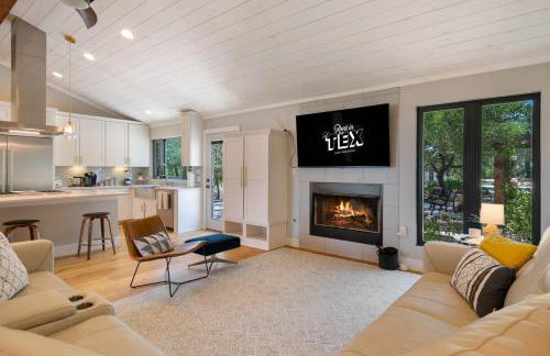 5BR Hill Country Pool Retreat Fire Pit - Photo 2