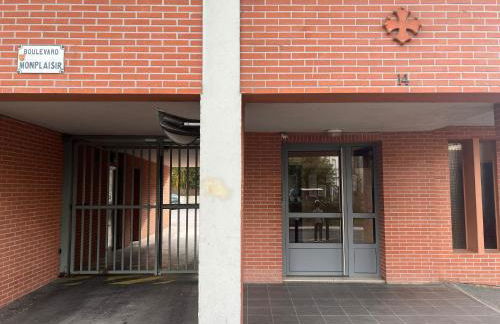 Sunset Duplex - Grand-Rond, Jardin des plantes, centre-ville, 2 BDRs 60m2, AC, Netflix - T3 60m2 avec clim - Foto 28