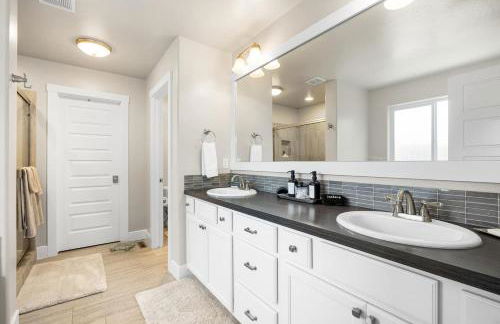 Hot Tub - Sauna - Fire Pit - Ping Pong - Darts - Foto 49