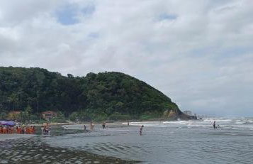 Casa Praiana - Piscina, churrasqueira, Wi-Fi, espaço amplo, garagem, lado praia - Foto 44