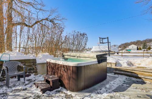 Game Room and Hot Tub Family Gem on Lake Hopatcong - Foto 29