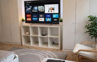 Modern City Apartment with 3 Beds & Smart TV - Foto 8