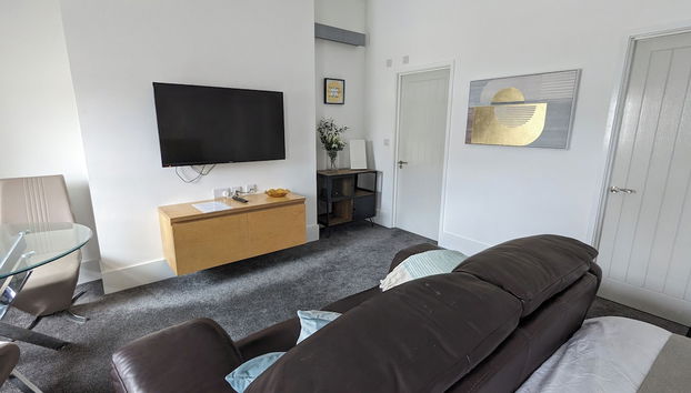 Captivating 1-bed Apartment, Merthyr Tydfil - - Foto 5, Zona de estar