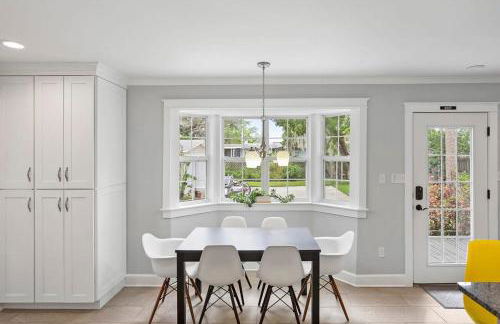 Onyx House King Size Beds Bikes Games Wine - Foto 16