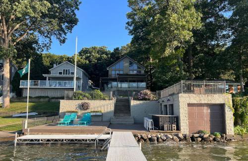 Eagle Lake Paradise! Close to ND! Sunset! Hot Tub! - Foto 1